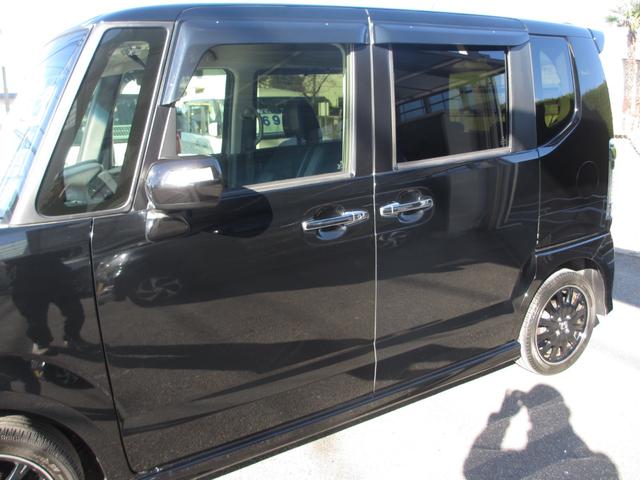 N-BOXカスタム G ターボSSブラックスタイルパッケージ 純正8インチナビ 純正11インチフリップダウンモニター バックカメラ ビルトインETC クルーズコントロール シートヒーター 両側パワースライドドア 無事故車 保証付き(33枚目)