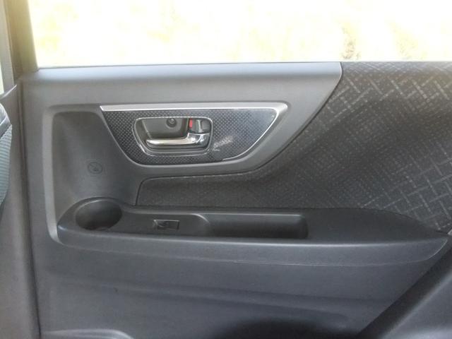 N-WGNカスタム G・ターボパッケージ 4WD 四駆 ターボ スマートキ― エンジンスターター 純正ブルートゥースナビ ハーフレザーシート 下回りノックスドール施工 ベンチシート HID 4灯式ヘッドライト 純正フォグ 純正14インチアルミ(18枚目)