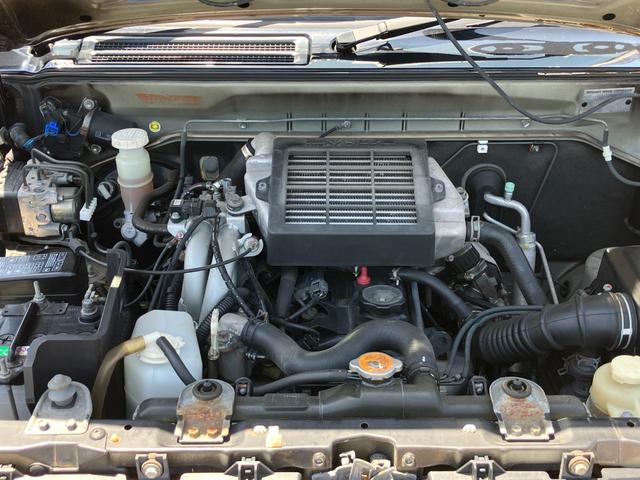 パジェロミニ ＶＲ　４ＷＤ　切り替え四駆　ターボ　キーレスエントリー　電動格納ミラー　ＡＴ　盗難防止システム　ＡＢＳ　ＣＤ　アルミホイール　衝突安全ボディ　エアコン　切り替え四駆　軽自動車ＳＵＶ　軽クロカン　本格四駆（18枚目）