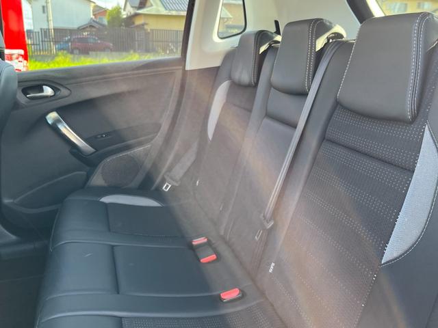 ２００８ 　純正ナビ　バックソナー　ＥＴＣ　ブルーライオン　ＳＵＶ　ボディ別色ルーフレール　スキッドガード　純正アルミホイール　スペアタイヤ　荷台フラット　スマートキー（40枚目）
