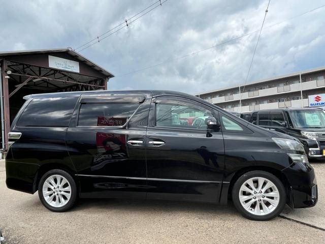 ヴェルファイア ２．４Ｚ　四駆　手洗い洗車歴　ＢＴナビ　リアフリップ　ドラレコ　Ｂカメラ　コーナーセンサー　ダッシュ割れ無し　オールオートウィンドウ　両側パワードア　純正アルミ　ＢＳタイヤ　ウッドコンビハンドル　８人乗り（7枚目）