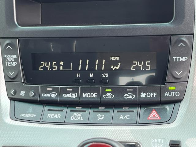 ヴェルファイア ２．４Ｚ　四駆　手洗い洗車歴　ＢＴナビ　リアフリップ　ドラレコ　Ｂカメラ　コーナーセンサー　ダッシュ割れ無し　オールオートウィンドウ　両側パワードア　純正アルミ　ＢＳタイヤ　ウッドコンビハンドル　８人乗り（64枚目）