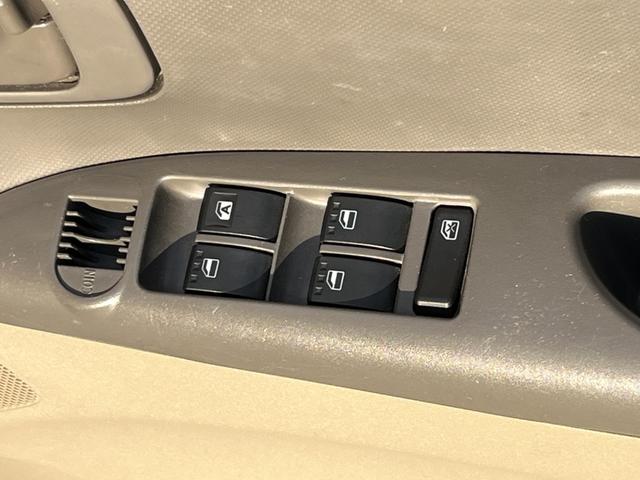 タント Ｌ　ワンオーナー　純正アルミ　コインポケット　リア席フラット　スライドドア　純正オーディオ　ハイトワゴン　アームレストコンソール　ドリンクホルダー　エアコン　パワステ　キーレス　スペアキー　保証書（23枚目）