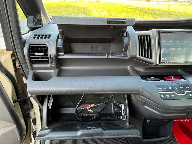 ◆国家２級整備士　◆国土交通省指定自動車検査員　◆ホンダディーラー整備上位資格　等、確かな技術の裏付けがあります！お気軽にお問合せ下さい（＾＾♪【無料電話　００７８−６０４９−２１２５】