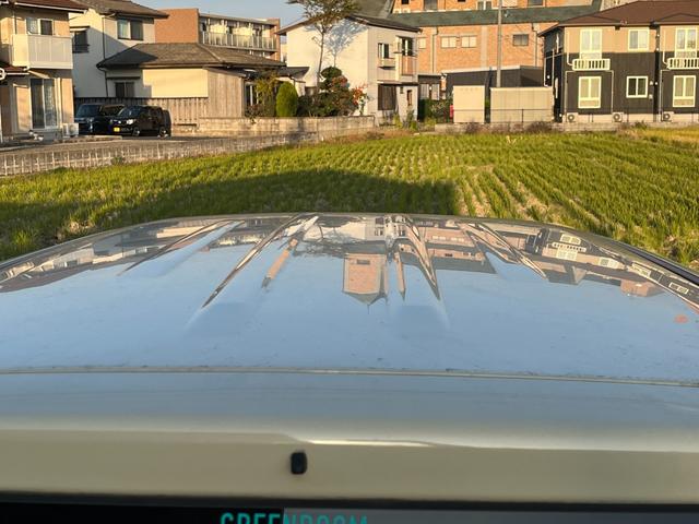 ディーラー店にて１３年間の整備実績！国家２級整備士、国土交通省指定自動車検査員、中古自動車査定士等、整備に自信有ります！ボディも綺麗に磨きをかけて納車します！【無料電話　００７８−６０４９−２１２５】