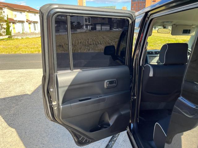 TOYOTA PIXIS SPACE X