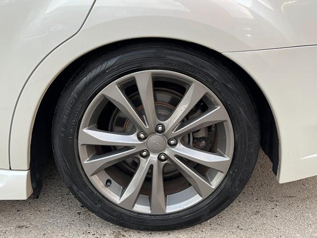 レガシィツーリングワゴン 2.5i Bスポーツアイサイト Gパッケージ アイサイトVER2 10インチ大型ディスプレイオーディオ バックカメラ ACCクルーズ 純正アルミ ビルトインETC アルミペダル パワーシート フォグ 電動パーキング レーンキープ スマートキー(17枚目)