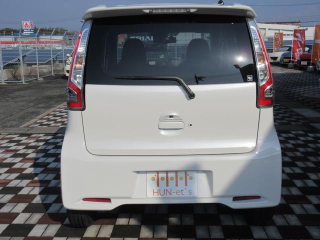 デイズ ハイウェイスター　Ｇターボ　社外ナビ　フルセグＴＶ　アラウンドビューモニター　Ｂｌｕｅｔｏｏｔｈ　ＥＴＣ　ステアリングリモコン　クルーズコントロール　プッシュスタート　ナビ連動ドラレコ　エマージェンシーブレーキ　ＬＥＤライト（5枚目）