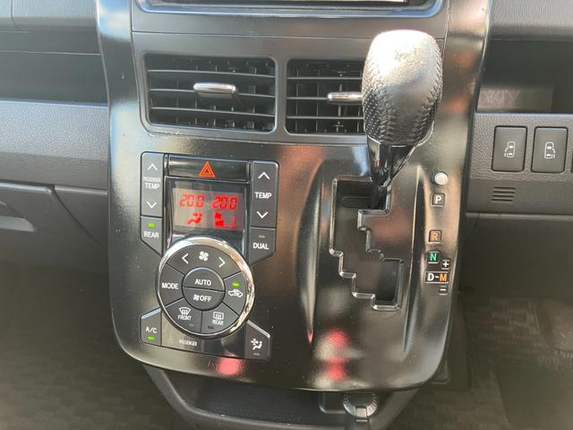 ヴォクシー ＺＳ　煌　社外１９インチアルミ・車高調・フルセグナビ・Ｂｌｕｅｔｏｏｔｈ・後席モニター・両側パワースライド・ＥＴＣ！（42枚目）