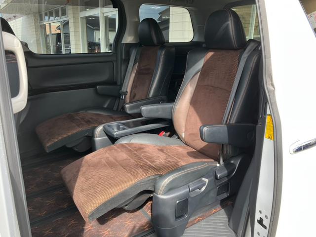 アルファード ２４０Ｓ　タイプゴールドＩＩ　アルパイン１０インチナビ＆後席モニター・Ｂｌｕｅｔｏｏｔｈ・ドラレコ・オートクルーズ・両側パワースライド＆パワーバックドア！（33枚目）
