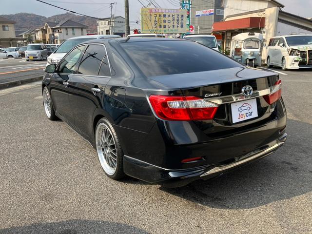 カムリ ハイブリッド　Ｇパッケージ　社外エアロ＆１９インチアルミ・ローダウン・新品シートカバー・パワーシート・純正ナビ・Ｂｌｕｅｔｏｏｔｈ・オートクルーズバックカメラ！（12枚目）