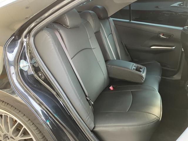 カムリ ハイブリッド　Ｇパッケージ　社外エアロ＆１９インチアルミ・ローダウン・新品シートカバー・パワーシート・純正ナビ・Ｂｌｕｅｔｏｏｔｈ・オートクルーズバックカメラ！（35枚目）