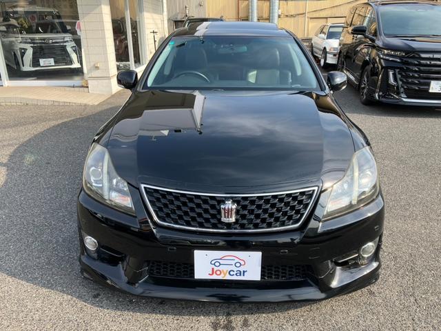 クラウン ２．５アスリート　アニバーサリーエディション　サンルーフ・黒革パワーシート・ＴＥＩＮ車高調・社外１９インチアルミ・社外エアロ＆４本出しマフラー・フルセグＨＤＤナビ・Ｂｌｕｅｔｏｏｔｈ・オートクルーズ・シートクーラー！（7枚目）