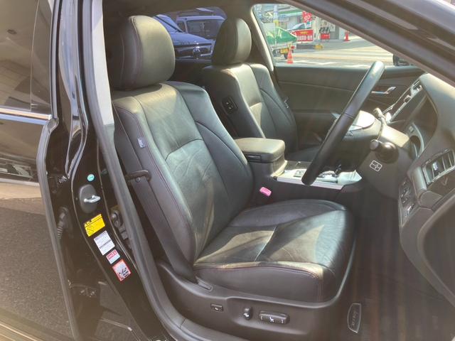 クラウン ２．５アスリート　アニバーサリーエディション　サンルーフ・黒革パワーシート・ＴＥＩＮ車高調・社外１９インチアルミ・社外エアロ＆４本出しマフラー・フルセグＨＤＤナビ・Ｂｌｕｅｔｏｏｔｈ・オートクルーズ・シートクーラー！（29枚目）