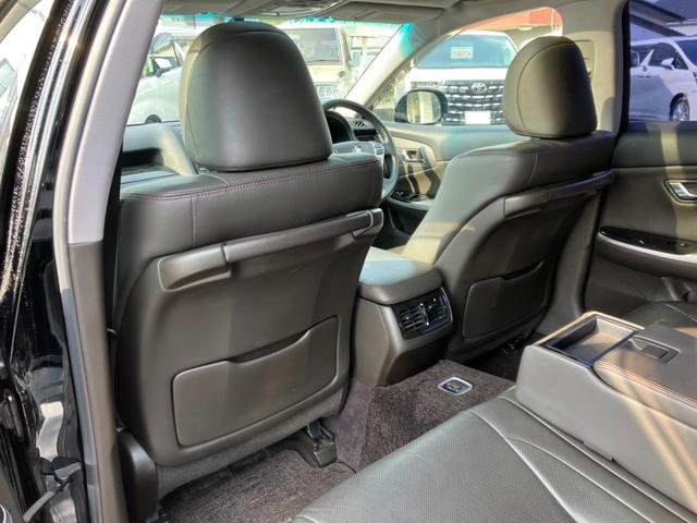 クラウン ２．５アスリート　アニバーサリーエディション　サンルーフ・黒革パワーシート・ＴＥＩＮ車高調・社外１９インチアルミ・社外エアロ＆４本出しマフラー・フルセグＨＤＤナビ・Ｂｌｕｅｔｏｏｔｈ・オートクルーズ・シートクーラー！（41枚目）