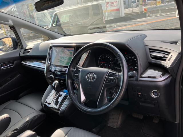 ヴェルファイア 2.5Z Aエディション サンルーフ・車高調・社外21インチアルミ・アルパイン11インチナビ&12.8インチ後席モニター・オートクルーズ・両側パワースライド!(26枚目)