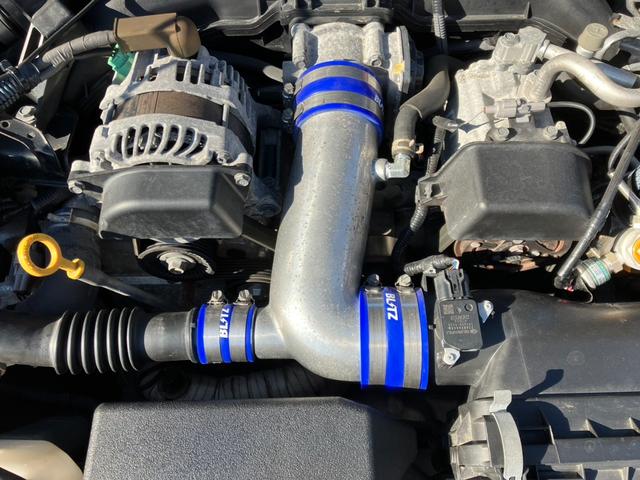 ８６ ＧＴ　６ＭＴ・ＴＥＩＮ車高調・ＥＮＫＥＩ１８インチアルミ・ＨＫＳマフラー・Ｋ＆Ｎエアフィルター・ＴＵＲＵＳＴオイルクーラキット・ＢＬＩＴＺサクションパイプキット＆メーター！（27枚目）