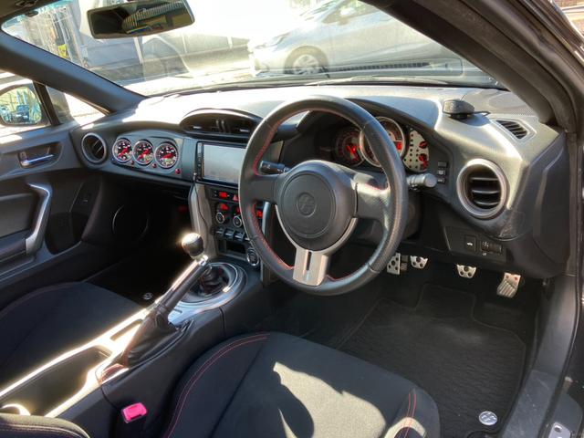 ８６ ＧＴ　６ＭＴ・ＴＥＩＮ車高調・ＥＮＫＥＩ１８インチアルミ・ＨＫＳマフラー・Ｋ＆Ｎエアフィルター・ＴＵＲＵＳＴオイルクーラキット・ＢＬＩＴＺサクションパイプキット＆メーター！（30枚目）