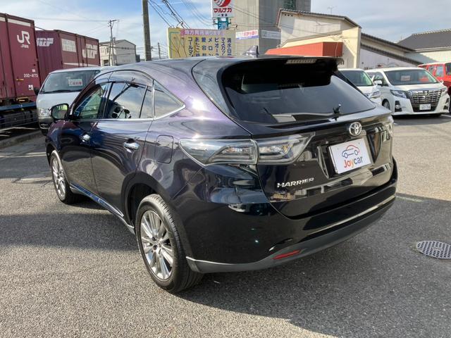 ハリアー プレミアム　黒革パワーシート・メーカーフルセグナビ・ＪＢＬサウンド・Ｂｌｕｅｔｏｏｔｈ・オートクルーズ・パワートランク・バックカメラ・ＥＴＣ！（12枚目）