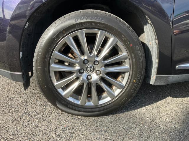 ハリアー プレミアム　黒革パワーシート・メーカーフルセグナビ・ＪＢＬサウンド・Ｂｌｕｅｔｏｏｔｈ・オートクルーズ・パワートランク・バックカメラ・ＥＴＣ！（19枚目）