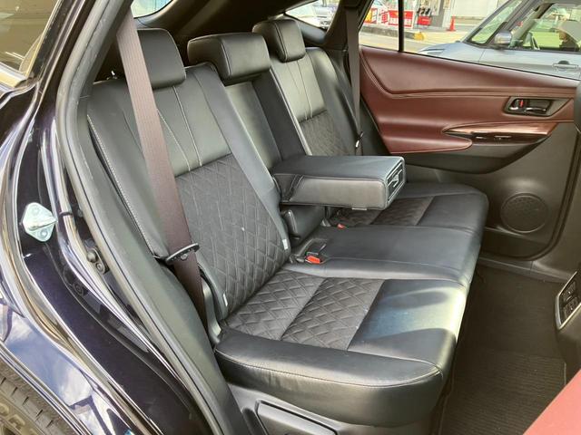 ハリアー プレミアム　黒革パワーシート・メーカーフルセグナビ・ＪＢＬサウンド・Ｂｌｕｅｔｏｏｔｈ・オートクルーズ・パワートランク・バックカメラ・ＥＴＣ！（30枚目）