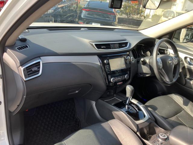 エクストレイル モード・プレミアＨＶオーテック３０ｔｈアニバーサリー　特別仕様車・４ＷＤ・社外１７インチアルミ・黒革シート・シートヒーター・純正ＳＤナビ・Ｂｌｕｅｔｏｏｔｈ・パワーバックドア・前後ドラレコ・全方位カメラ・オートクルーズ・衝突軽減ブレーキ！（32枚目）