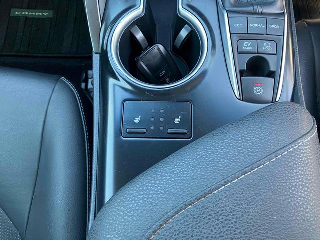 カムリ WSレザーパッケージ グー故障診断実施済(エラーなし) TRDフルエアロ TRDグリル 純正ナビ JBLサウンド ブラインドスポットモニター パワーシート ドライブレコーダー レザーシート バックカメラ 専用トランクマット(26枚目)