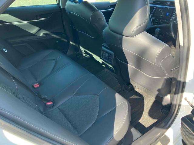カムリ WSレザーパッケージ グー故障診断実施済(エラーなし) TRDフルエアロ TRDグリル 純正ナビ JBLサウンド ブラインドスポットモニター パワーシート ドライブレコーダー レザーシート バックカメラ 専用トランクマット(48枚目)