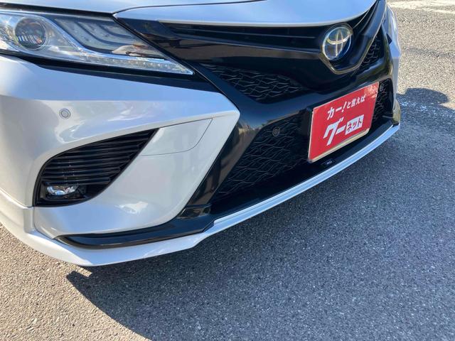 カムリ WSレザーパッケージ グー故障診断実施済(エラーなし) TRDフルエアロ TRDグリル 純正ナビ JBLサウンド ブラインドスポットモニター パワーシート ドライブレコーダー レザーシート バックカメラ 専用トランクマット(61枚目)