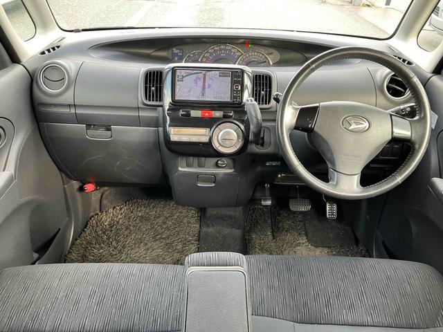 タント カスタムＸ　ＥＴＣ　電動スライドドア　ナビ　ＴＶ　ＨＩＤ　スマートキー　電動格納ミラー　ベンチシート　ＣＶＴ　盗難防止システム　ＡＢＳ　ＣＤ　ＤＶＤ再生　ミュージックプレイヤー接続可　アルミホイール（6枚目）