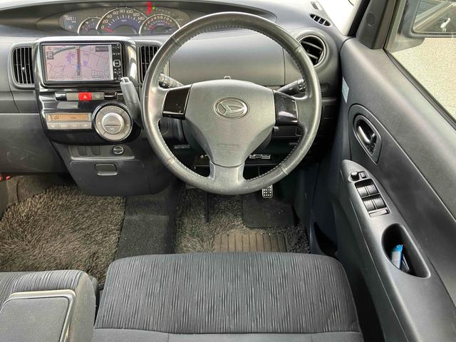 タント カスタムＸ　ＥＴＣ　電動スライドドア　ナビ　ＴＶ　ＨＩＤ　スマートキー　電動格納ミラー　ベンチシート　ＣＶＴ　盗難防止システム　ＡＢＳ　ＣＤ　ＤＶＤ再生　ミュージックプレイヤー接続可　アルミホイール（7枚目）