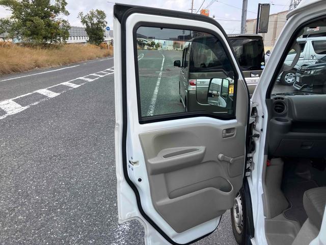 エブリイ ＰＡリミテッド　ＥＴＣ　バックカメラ　両側スライドドア　ナビ　ＴＶ　衝突被害軽減システム　キーレスエントリー　ＡＴ　盗難防止システム　ＡＢＳ　ＥＳＣ　ＣＤ　衝突安全ボディ　エアコン　パワーステアリング（22枚目）