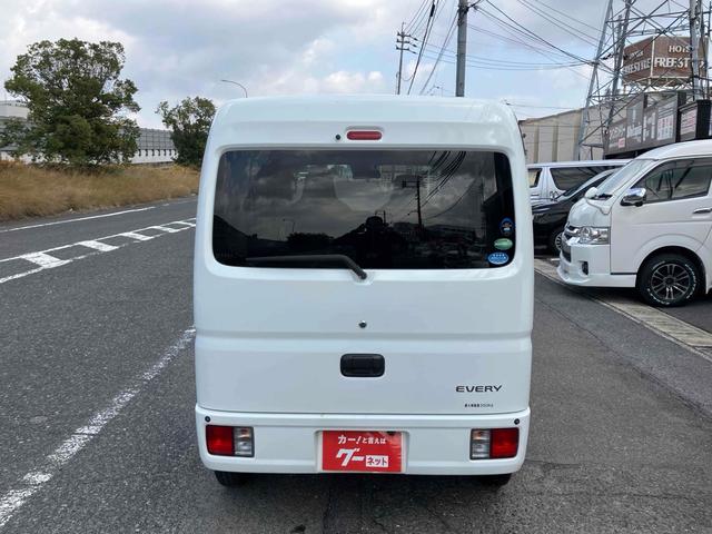 エブリイ ＰＡリミテッド　ＥＴＣ　バックカメラ　両側スライドドア　ナビ　ＴＶ　衝突被害軽減システム　キーレスエントリー　ＡＴ　盗難防止システム　ＡＢＳ　ＥＳＣ　ＣＤ　衝突安全ボディ　エアコン　パワーステアリング（41枚目）