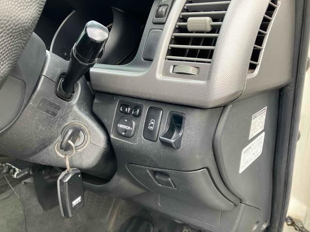 ハイエースワゴン ＧＬ　４ＷＤ　ＥＴＣ　バックカメラ　ナビ　ＴＶ　電動スライドドア　キーレスエントリー　電動格納ミラー　後席モニター　ＡＴ　アルミホイール　盗難防止システム　ＡＢＳ　エアコン　パワーステアリング（15枚目）