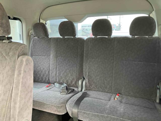 ハイエースワゴン ＧＬ　４ＷＤ　ＥＴＣ　バックカメラ　ナビ　ＴＶ　電動スライドドア　キーレスエントリー　電動格納ミラー　後席モニター　ＡＴ　アルミホイール　盗難防止システム　ＡＢＳ　エアコン　パワーステアリング（33枚目）