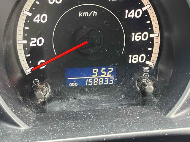 ハイエースワゴン ＧＬ　４ＷＤ　ＥＴＣ　バックカメラ　ナビ　ＴＶ　電動スライドドア　キーレスエントリー　電動格納ミラー　後席モニター　ＡＴ　アルミホイール　盗難防止システム　ＡＢＳ　エアコン　パワーステアリング（56枚目）