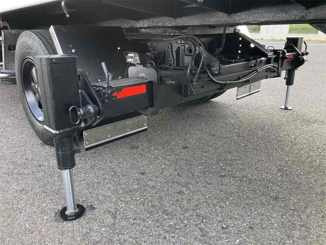 エルフトラック 4段クレーン付 セーフティーローダー・ タダノ4段ラジコン付 最大積載量28500kg・積載車 荷台長さ5170mm 荷台ラジコン付き 6速MT ETC キーレスエントリー 電動格納ミラー(19枚目)