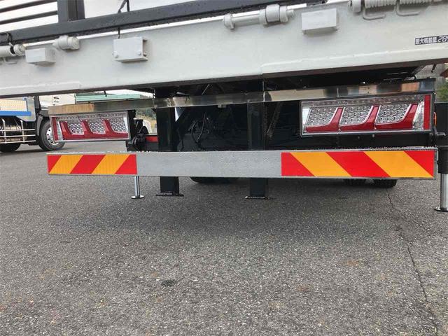 エルフトラック 4段クレーン付 セーフティーローダー・ タダノ4段ラジコン付 最大積載量28500kg・積載車 荷台長さ5170mm 荷台ラジコン付き 6速MT ETC キーレスエントリー 電動格納ミラー(20枚目)