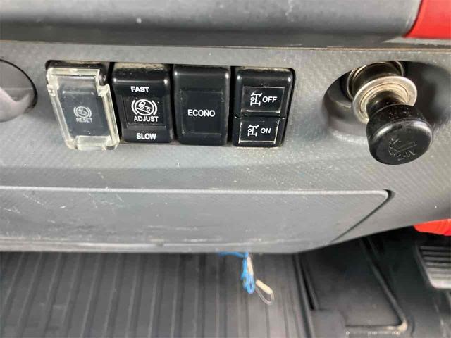 エルフトラック 4段クレーン付 セーフティーローダー・ タダノ4段ラジコン付 最大積載量28500kg・積載車 荷台長さ5170mm 荷台ラジコン付き 6速MT ETC キーレスエントリー 電動格納ミラー(55枚目)