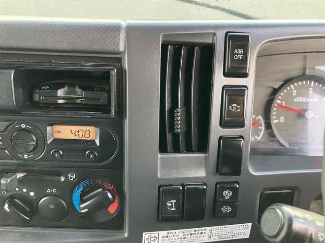 エルフトラック 4段クレーン付 セーフティーローダー・ タダノ4段ラジコン付 最大積載量28500kg・積載車 荷台長さ5170mm 荷台ラジコン付き 6速MT ETC キーレスエントリー 電動格納ミラー(60枚目)