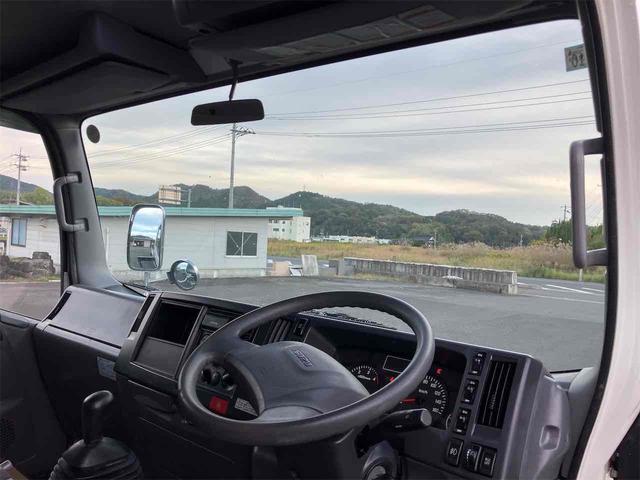 エルフトラック 4段クレーン付 セーフティーローダー・ タダノ4段ラジコン付 最大積載量28500kg・積載車 荷台長さ5170mm 荷台ラジコン付き 6速MT ETC キーレスエントリー 電動格納ミラー(73枚目)