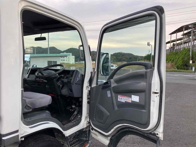 エルフトラック 4段クレーン付 セーフティーローダー・ タダノ4段ラジコン付 最大積載量28500kg・積載車 荷台長さ5170mm 荷台ラジコン付き 6速MT ETC キーレスエントリー 電動格納ミラー(77枚目)