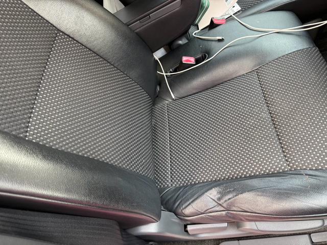 ワゴンＲスティングレー リミテッド　ＣＤ　スマートキー　ＨＩＤヘッドライト　電動格納ミラー　ＡＷ１４インチ　ＡＢＳ　エアコン　パワーウィンドウ　パワーステアリング　運転席・助手席エアバック　盗難防止システム　衝突安全ボディ（8枚目）