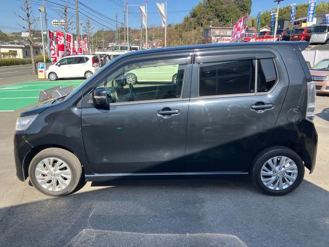 フレアカスタムスタイル ＨＳ　衝突被害軽減ブレーキ　運転席シートヒーター　フロントフォグランプ　ＥＴＣ　スマートキー　ドライブレコーダー　純正ナビ　Ｂｌｕｅｔｏｏｔｈ接続　アイドリングストップ　純正アルミホイール　電動格納ミラー（9枚目）