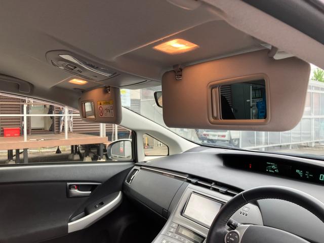 プリウス S バックカメラ 障害物センサー 社外メモリーナビ Bluetooth接続 ETC CD・DVD再生 オートエアコン 純正アルミホイール パワーウィンドウ 電動格納ミラー スマートキー プッシュスタート(42枚目)
