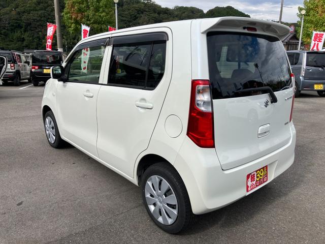 ワゴンＲ ＦＸ　衝突被害軽減ブレーキ　運転席シートヒーター　キーレス　電動格納ミラー　オートエアコン　アイドリングストップ　横滑り防止装置　純正ＣＤデッキ　パワーステアリング　パワーウィンドウ　Ｗエアバック（5枚目）