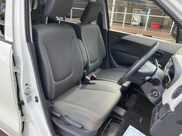 ワゴンＲ ＦＸ　衝突被害軽減ブレーキ　運転席シートヒーター　キーレス　電動格納ミラー　オートエアコン　アイドリングストップ　横滑り防止装置　純正ＣＤデッキ　パワーステアリング　パワーウィンドウ　Ｗエアバック（11枚目）