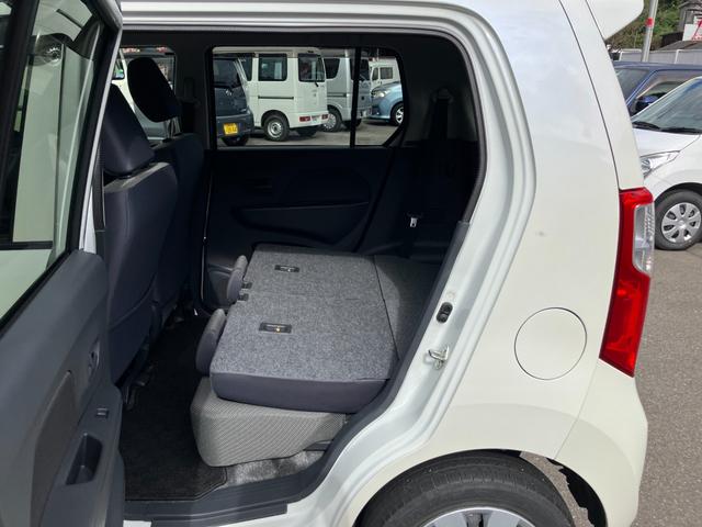 ワゴンＲ ＦＸ　衝突被害軽減ブレーキ　運転席シートヒーター　キーレス　電動格納ミラー　オートエアコン　アイドリングストップ　横滑り防止装置　純正ＣＤデッキ　パワーステアリング　パワーウィンドウ　Ｗエアバック（19枚目）