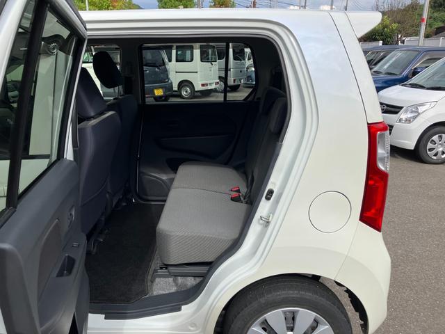 ワゴンＲ ＦＸ　衝突被害軽減ブレーキ　運転席シートヒーター　キーレス　電動格納ミラー　オートエアコン　アイドリングストップ　横滑り防止装置　純正ＣＤデッキ　パワーステアリング　パワーウィンドウ　Ｗエアバック（20枚目）