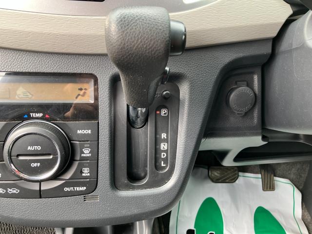 ワゴンＲ ＦＸ　衝突被害軽減ブレーキ　運転席シートヒーター　キーレス　電動格納ミラー　オートエアコン　アイドリングストップ　横滑り防止装置　純正ＣＤデッキ　パワーステアリング　パワーウィンドウ　Ｗエアバック（29枚目）
